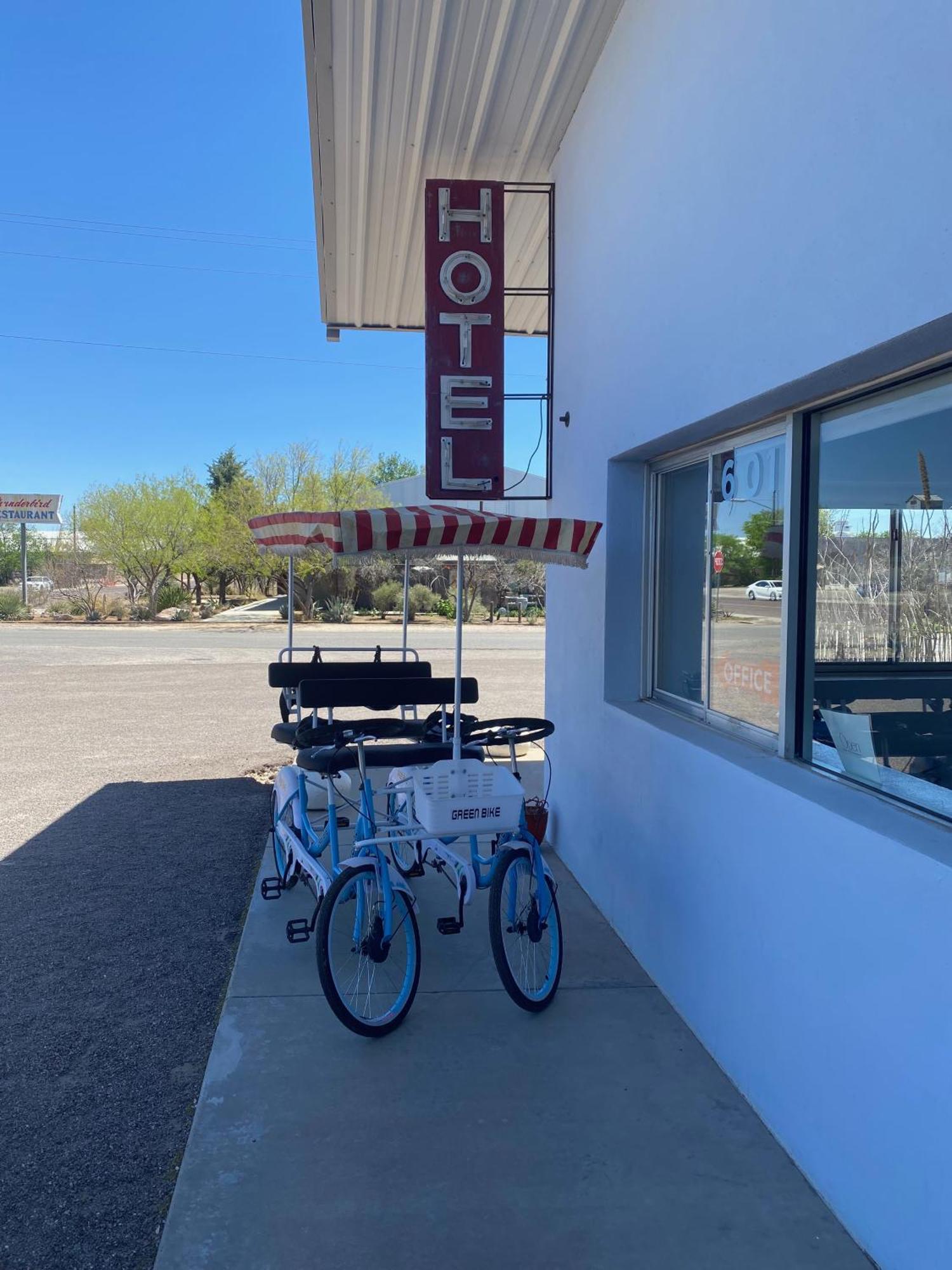 Thunderbird Hotel Marfa Exterior photo